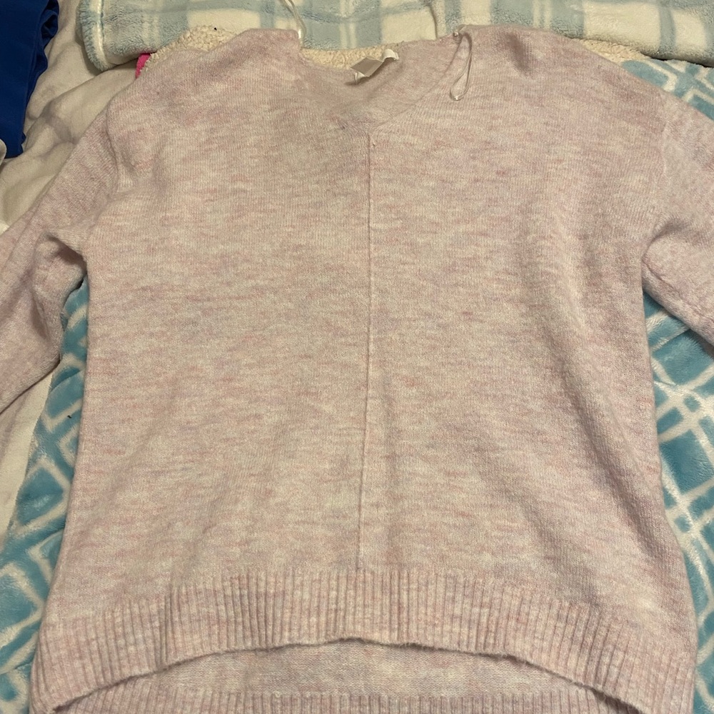 pink sweater
